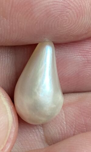 Magnificent Natural Pearl 10.10ct SSEF Certificate