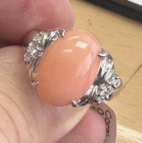 Beautiful Angel Skin Coral + Diamond Platinum Ring