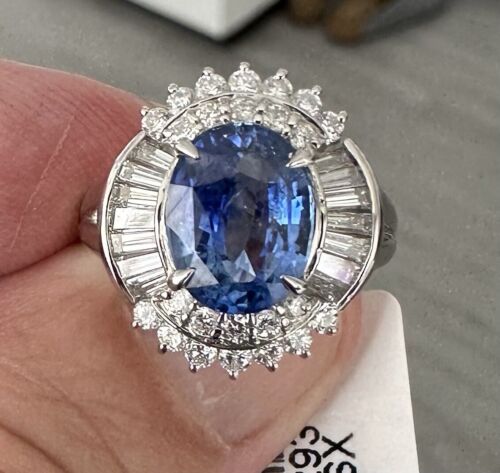 Exquisite 3.74ct Sri Lanka Blue Sapphire & Diamond Platinum Ring