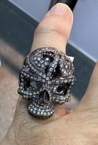 An Extraordinary 18k & Diamond Skull Ring