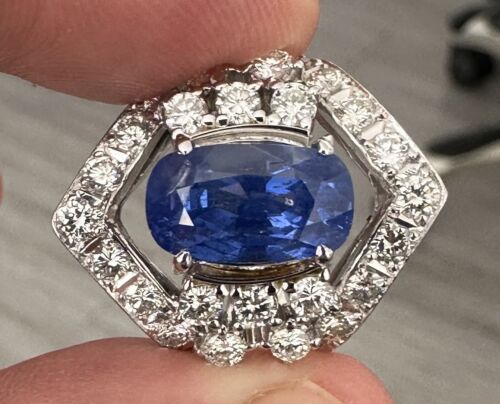 Magnificent Unheated Burma 7.28ct Cornflower Blue Sapphire Ring Lotus