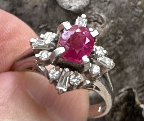 An Exquisite Unheated No Heat 1.11ct Burma Ruby & Diamond Plat Ring