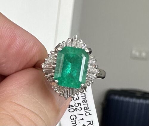 A Superb Value 3.52ct Colombia Emerald & Diamond Platinum Ring