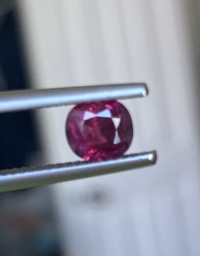 A Superb Unheated No Heat 1.09ct Burma Ruby Lotus Certificate