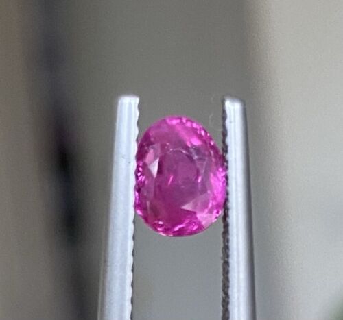 An Exquisite Unheated No Heat 1.13ct Burma Ruby GIA Certificate