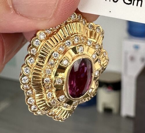 A Wonderful 2.52ct Thai Ruby & Diamond 18k Pendant