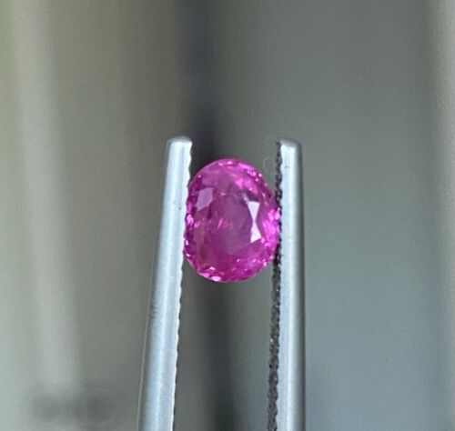 An Exquisite Unheated No Heat 1.13ct Burma Ruby GIA Certificate