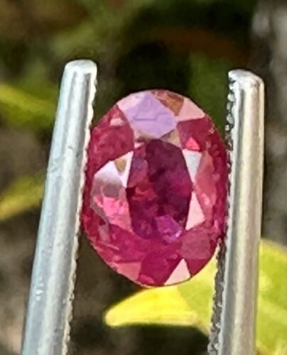 A Superb Unheated No Heat 1.73ct Burma Ruby GRS Certificate