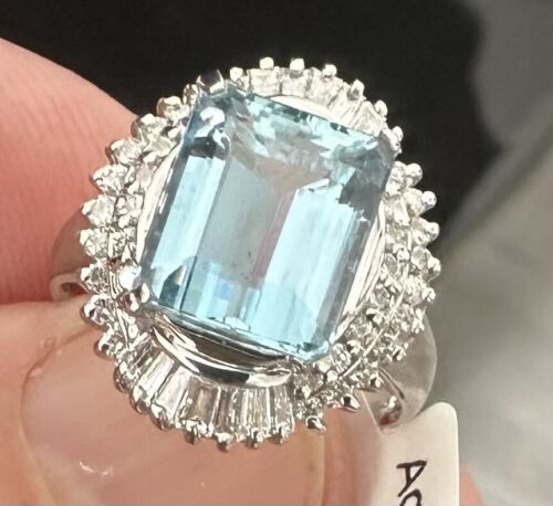 Beautiful Brazil 3.25ct Aquamarine & Diamond Platinum Ring