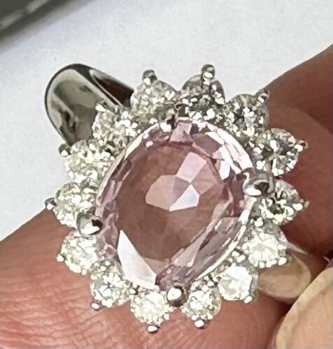 An Exquisite 2.15ct Padparadscha Sapphire & Diamond Platinum Ring AIGS