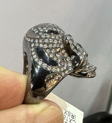 An Extraordinary 18k & Diamond Skull Ring