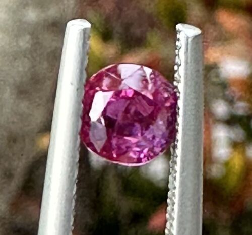 An Exquisite Unheated No Heat 1.12ct Burma Ruby & GIA Certificate