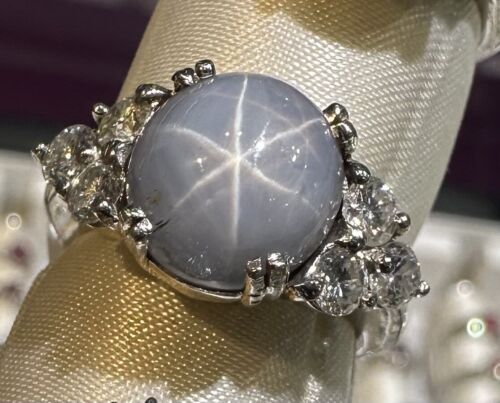 An Exquisite Sri Lanka 8.78ct Star Sapphire & Diamond Platinum Ring