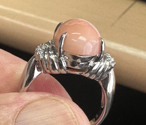 Beautiful Angel Skin Coral + Diamond Platinum Ring