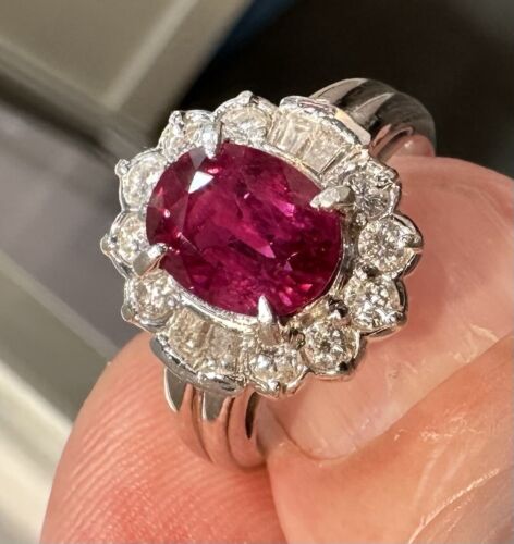 Exquisite 2.11ct Ruby & Diamond Platinum Ring GIA