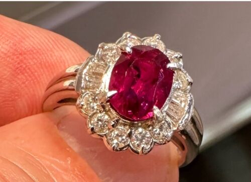 Exquisite 2.11ct Ruby & Diamond Platinum Ring GIA