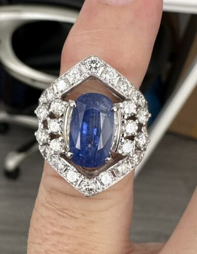 Magnificent Unheated Burma 7.28ct Cornflower Blue Sapphire Ring Lotus