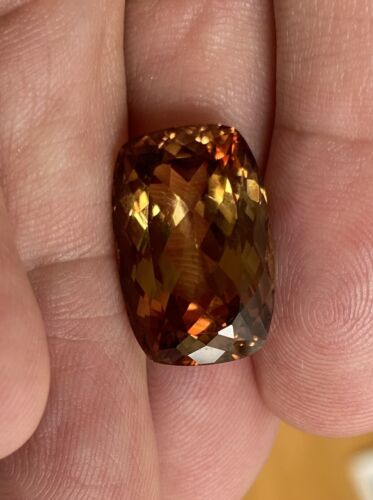 Beautiful Unheated Burma Topaz 19.66ct