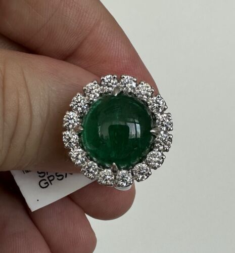 A Beautiful 9.65ct Colombia Emerald & Diamond Platinum Ring