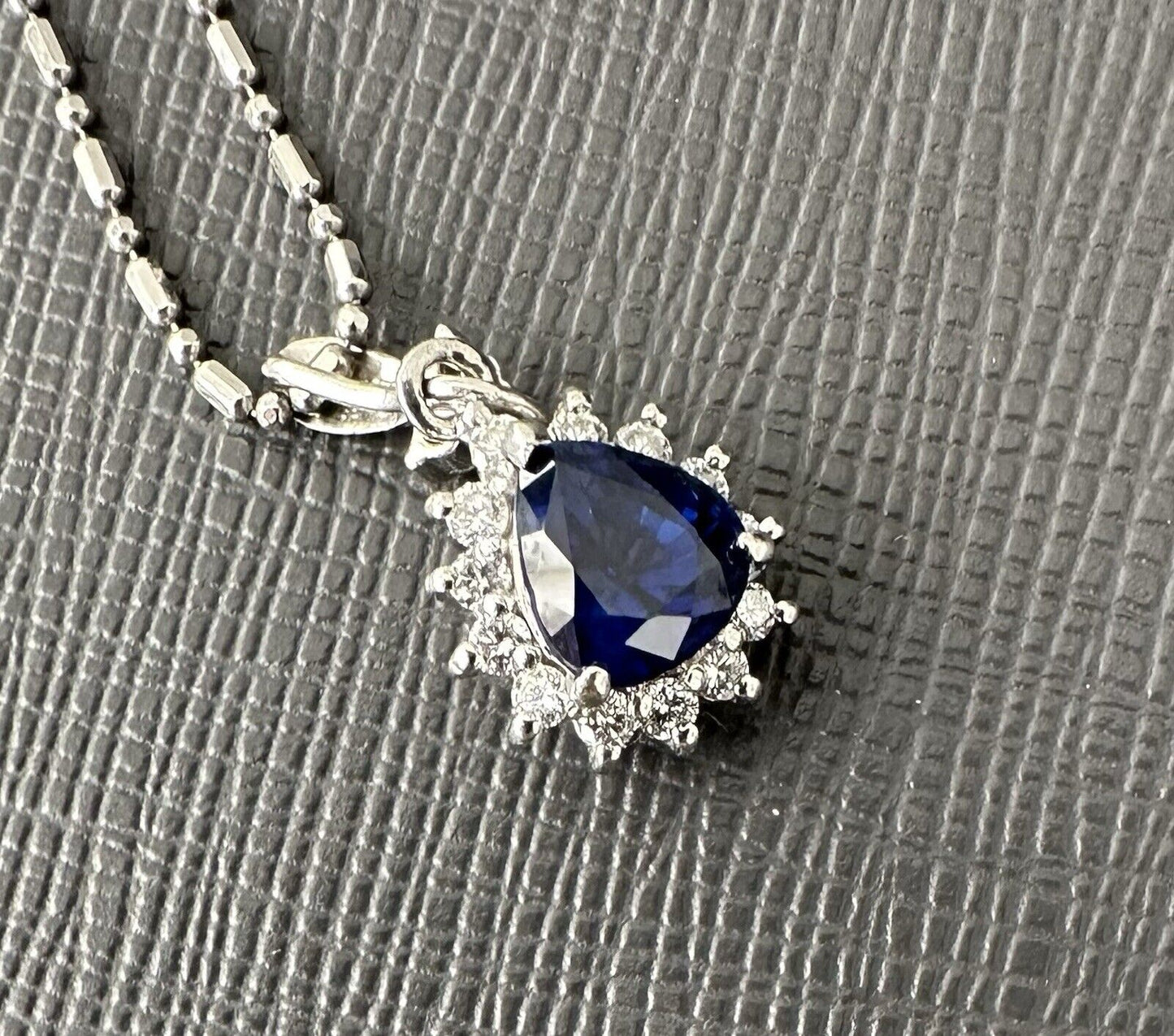 Absolutely Exquisite 2.01ct Royal Blue Sri Lanka Sapphire & Diamond Platinum Pendant