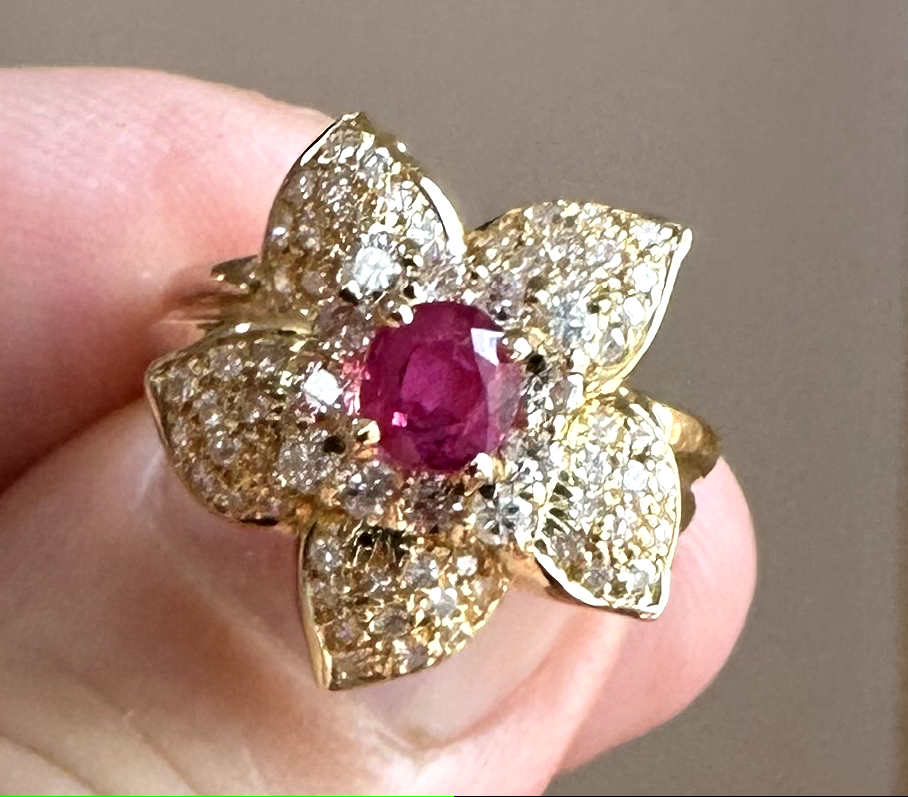 A Magnificent Unheated No Heat 1.02ct Burma Ruby & Diamond Ring GIA