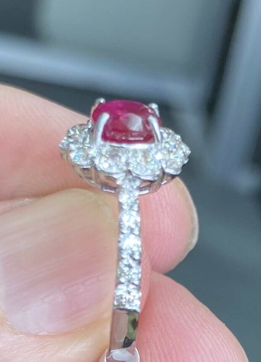 An Exquisite Unheated No Heat 1.04ct Burma Ruby & Diamond Plat Ring