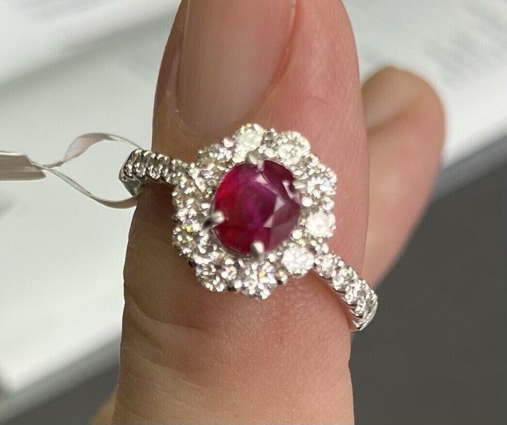 An Exquisite Unheated No Heat 1.04ct Burma Ruby & Diamond Plat Ring