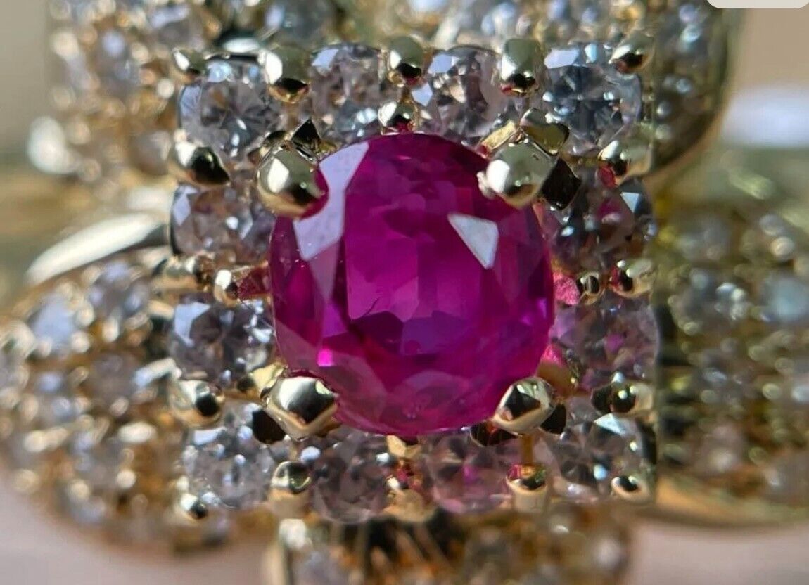 A Magnificent Unheated No Heat 1.02ct Burma Ruby & Diamond Ring GIA