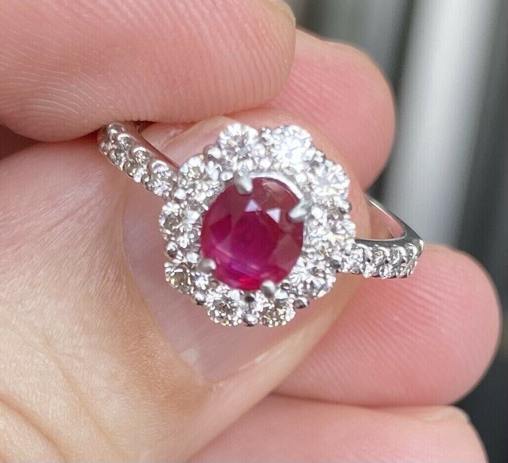 An Exquisite Unheated No Heat 1.04ct Burma Ruby & Diamond Plat Ring