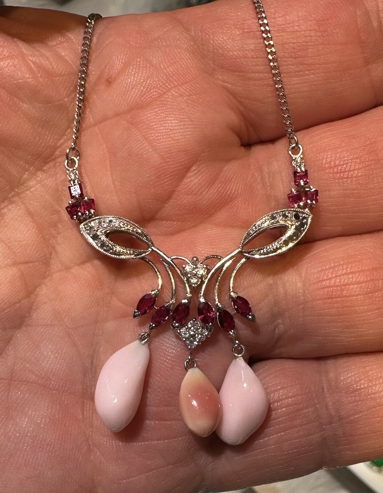An Exquisite Conch Pearl & Ruby Platinum Necklace