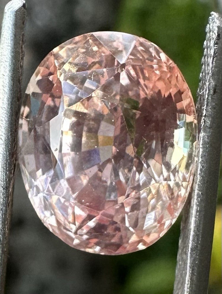 A Magnificent No Heat Unheated 5.83ct Padparadscha Sapphire Lotus Certificate