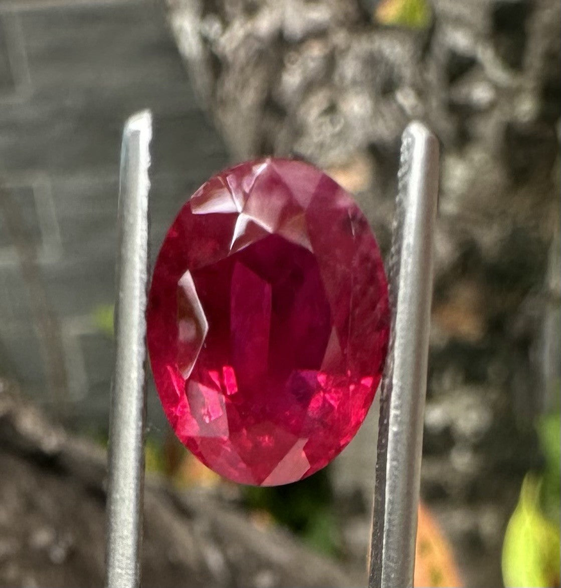 A Sensational 3.92ct Pigeon’s Blood Burma Ruby & AIGS Certificate
