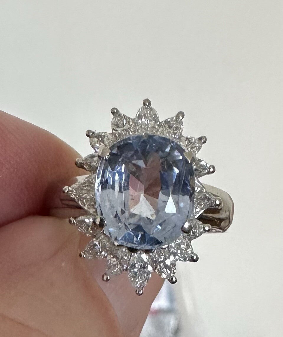 A Delightful 4.42ct Unheated Light Blue Sapphire Platinum & Diamond Ring GIA