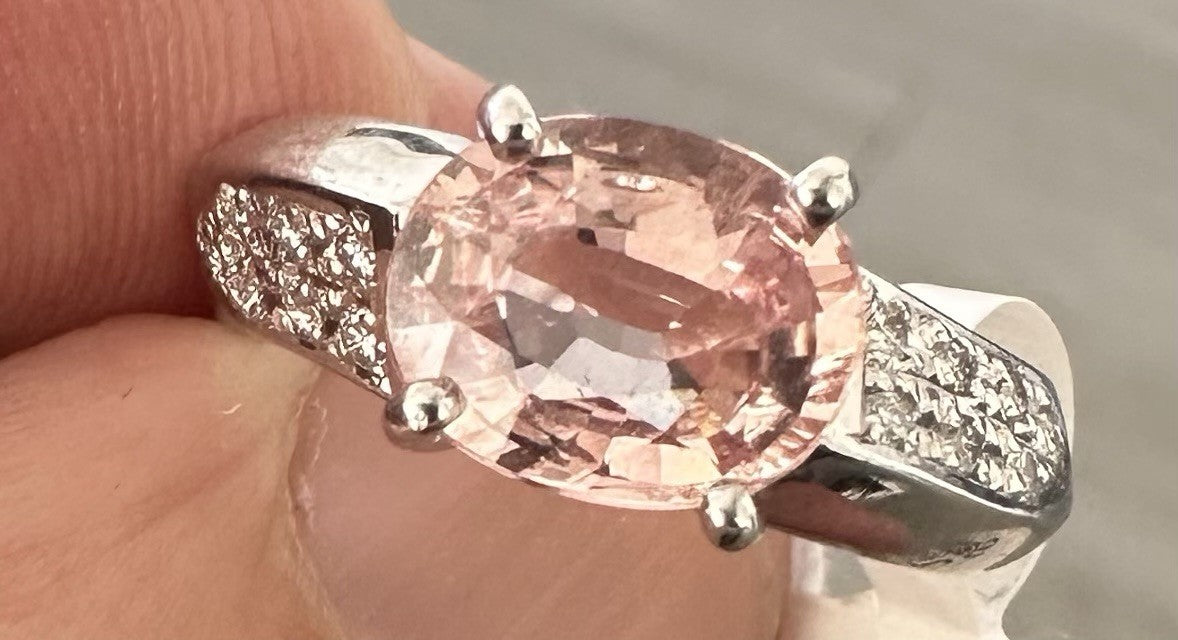 A Delightful 2.11ct Padparadscha Sapphire & Diamond Platinum Ring
