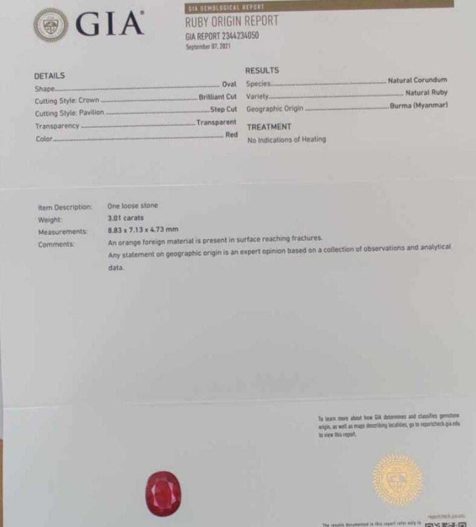 A Superb Unheated No Heat 3.01ct Burma Ruby & Diamond Ring GIA Certificate
