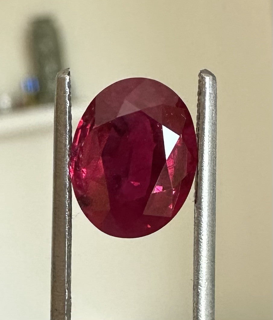 A Sensational 3.92ct Pigeon’s Blood Burma Ruby & AIGS Certificate