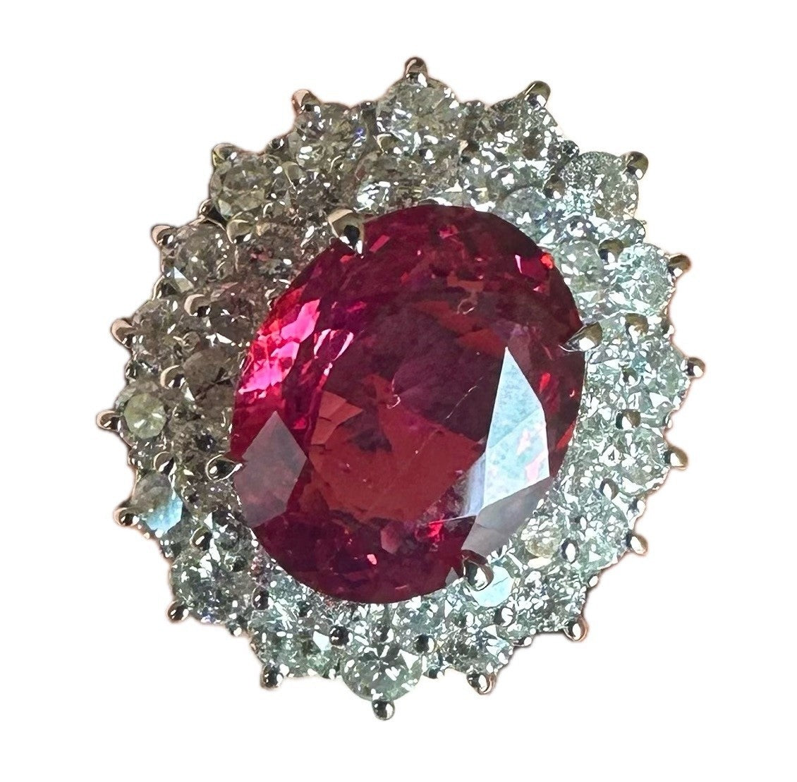 A Magnificent 3.03ct Unheated Burma Red Spinel & Diamond Ring