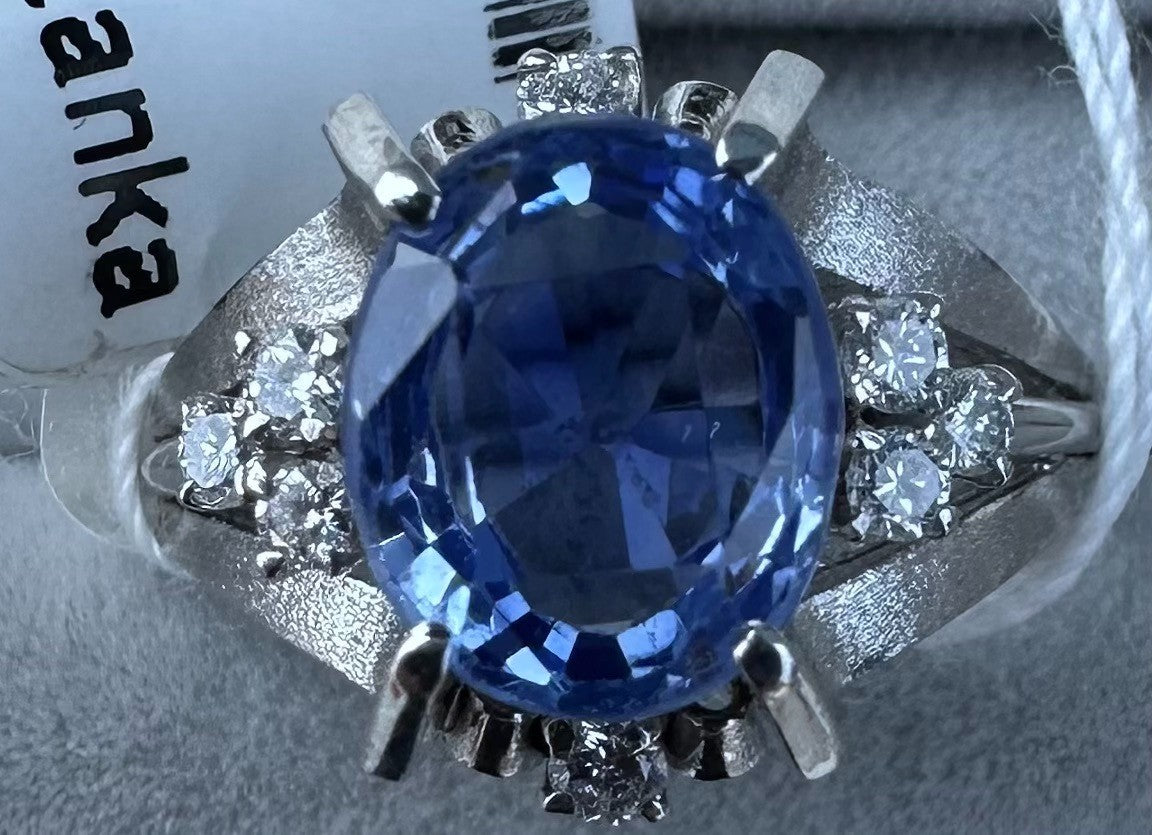 Sensational Unheated 2.91ct Blue Sapphire Platinum & Diamond Ring