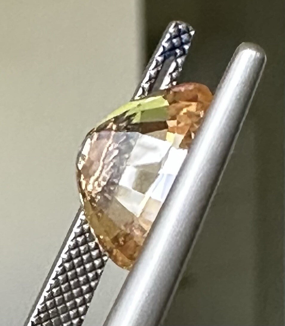 No Heat 5.64ct Sunset Padparadscha Sapphire Lotus Cert Unheated