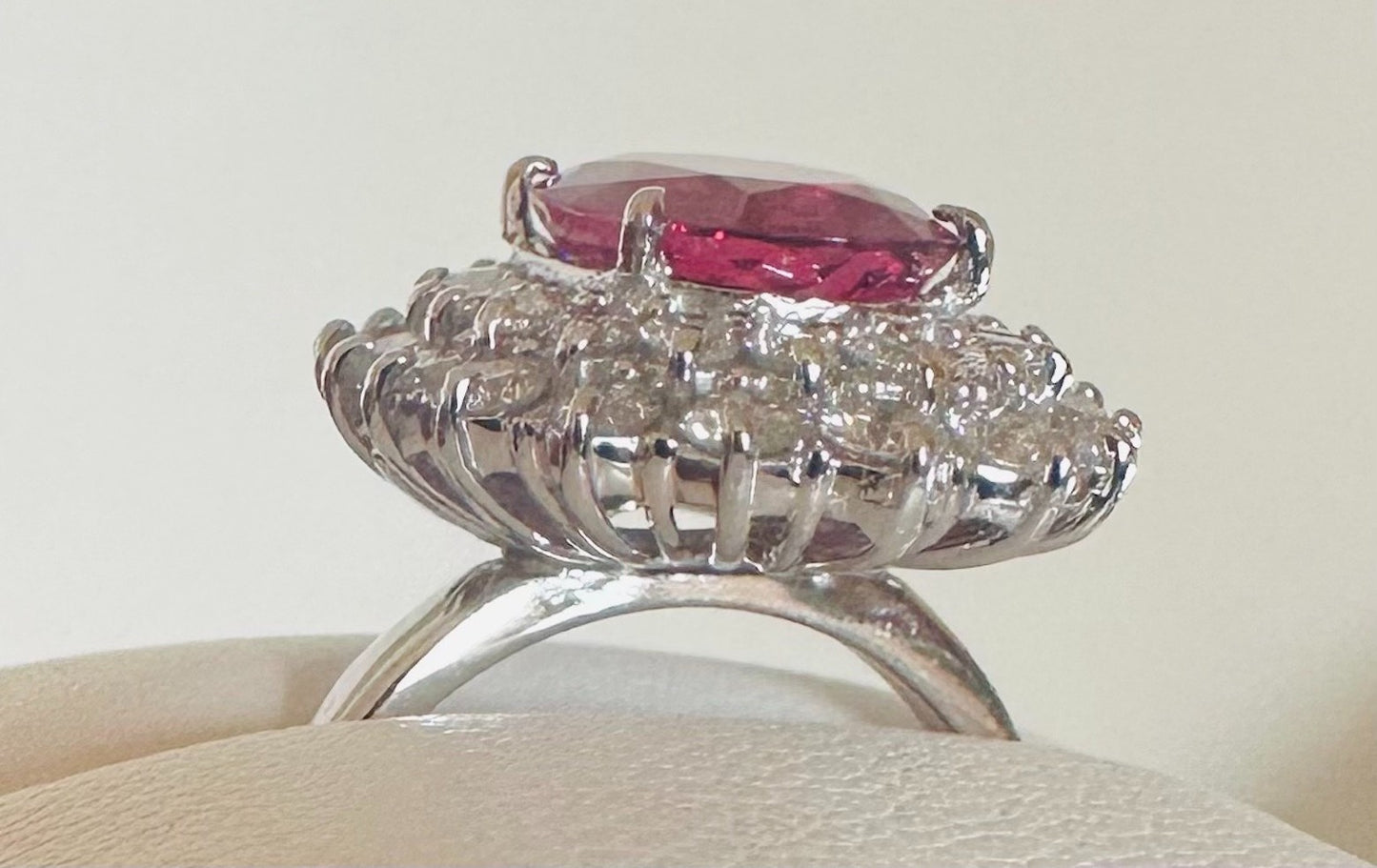 A Magnificent 3.03ct Unheated Burma Red Spinel & Diamond Ring