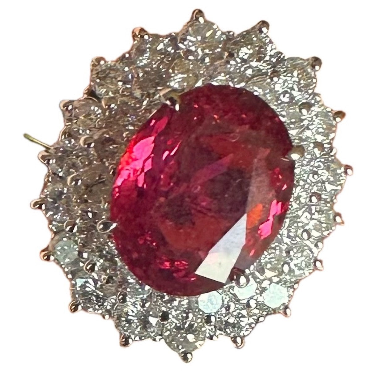 A Magnificent 3.03ct Unheated Burma Red Spinel & Diamond Ring