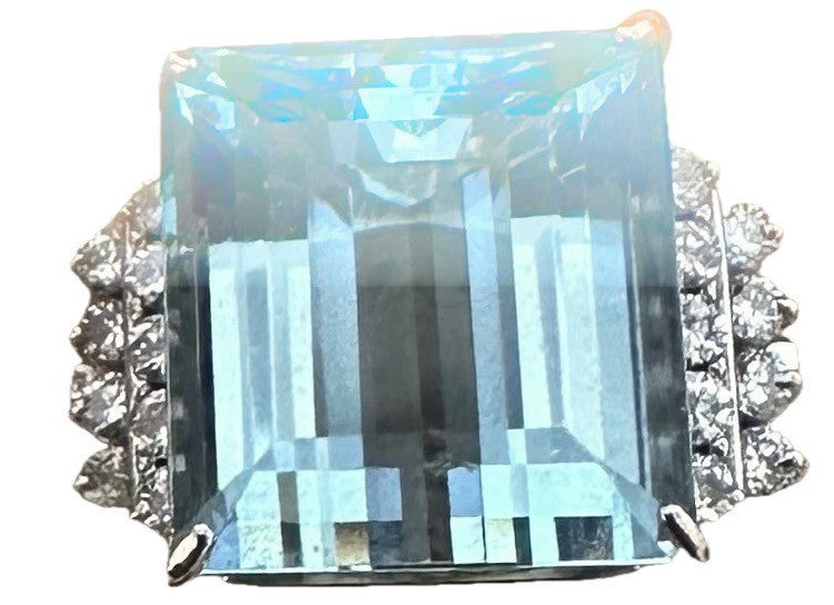 Beautiful Brazil 10.85 Aquamarine & Diamond Platinum Ring