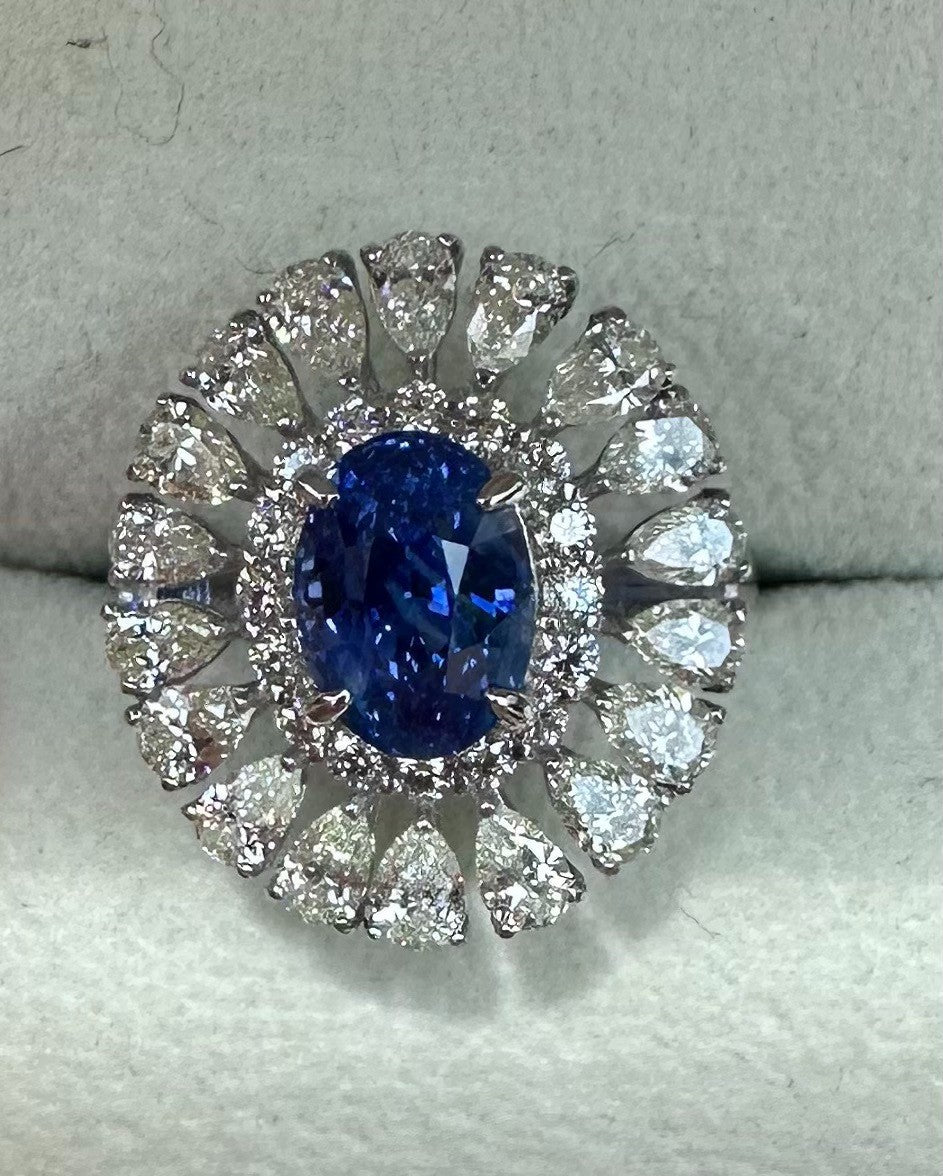 An Exquisite 3.10ct Unheated Blue Sapphire No Heat Platinum & Diamond Ring