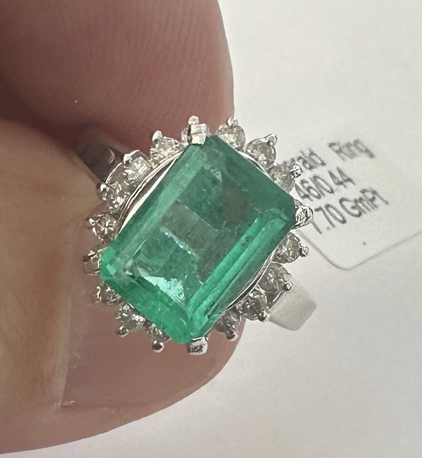 BARGAIN OF THE WEEK  2.46ct Colombia Emerald & Diamond Ring