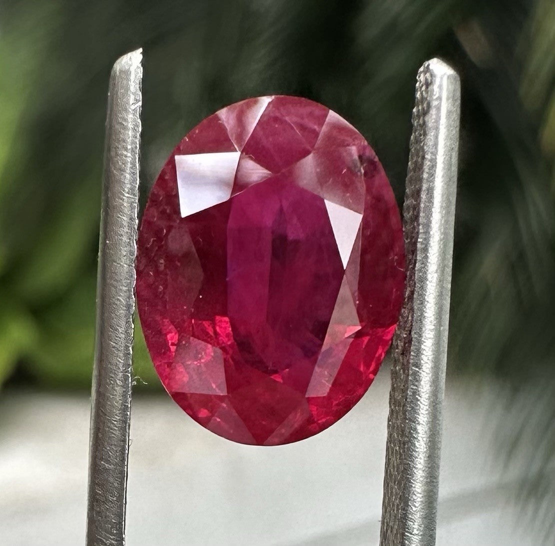 A Sensational 3.92ct Pigeon’s Blood Burma Ruby & AIGS Certificate