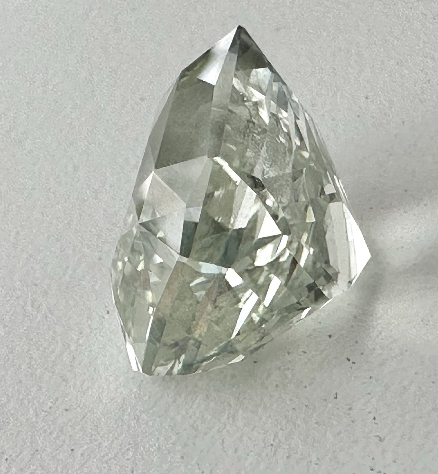 A Stunning & Unique Unheated Pastel Mint Sapphire 23.06ct + Cert