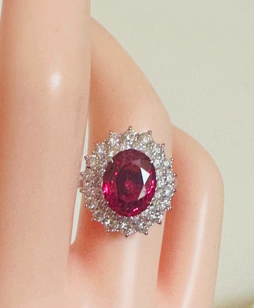 A Magnificent 3.03ct Unheated Burma Red Spinel & Diamond Ring