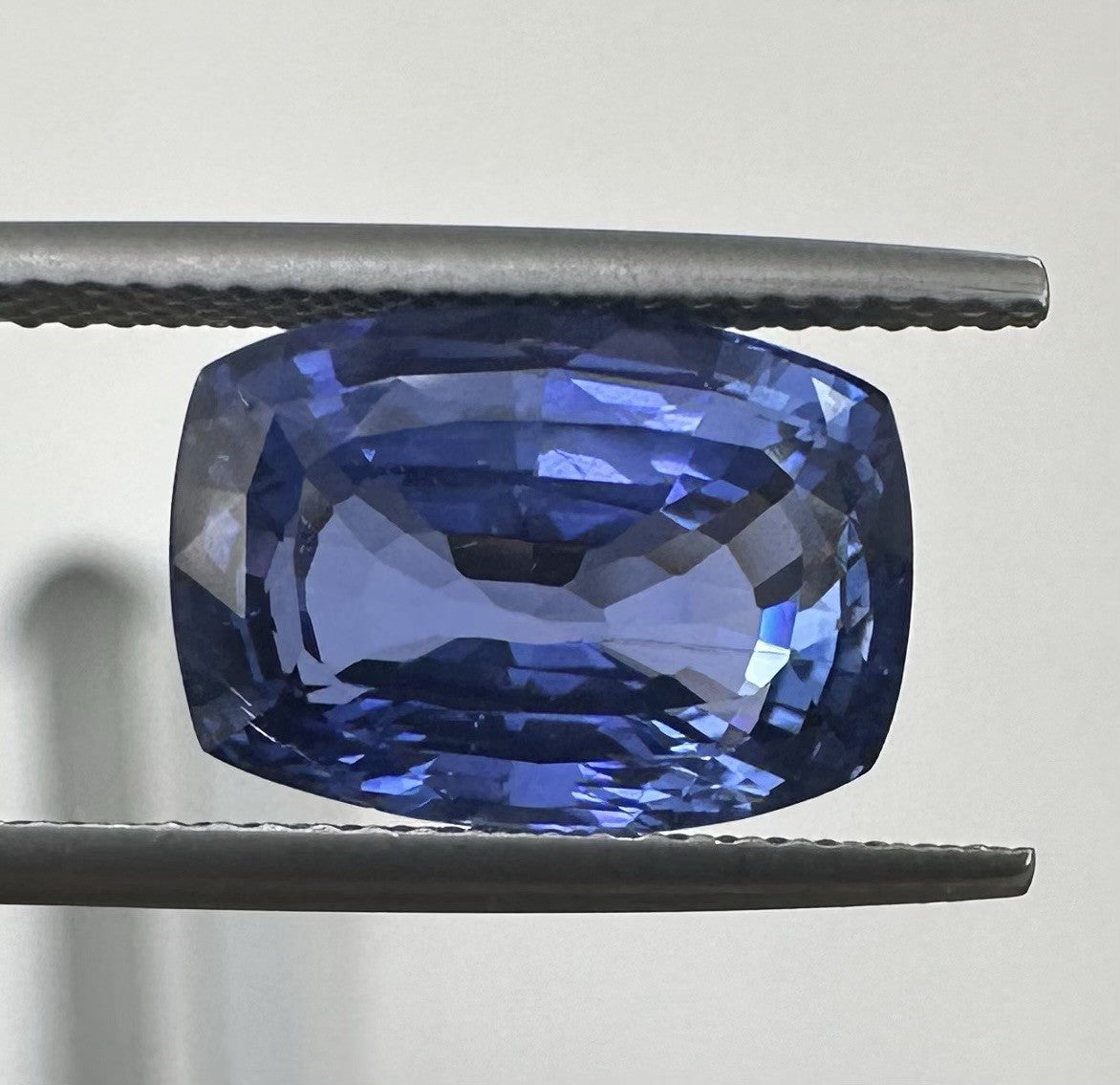 A Stunning Unheated No Heat 8.29ct Blue Sapphire AIGS