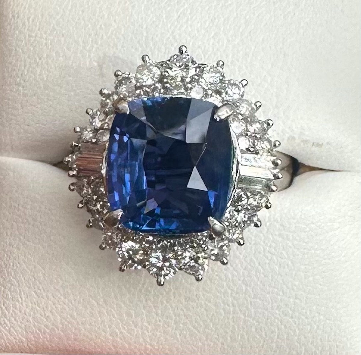 Unheated 6.00ct Blue Sapphire No Heat Platinum & Diamond Ring AIGS - Stunning!