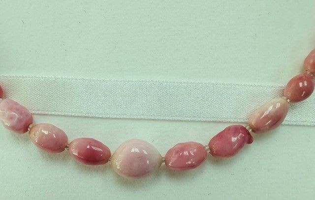 A Magnificent 58.34ct Conch Pearl Necklace GIA Certificate